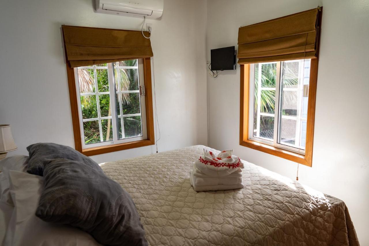 Hummingbirds Cabins Caye Caulker Bagian luar foto